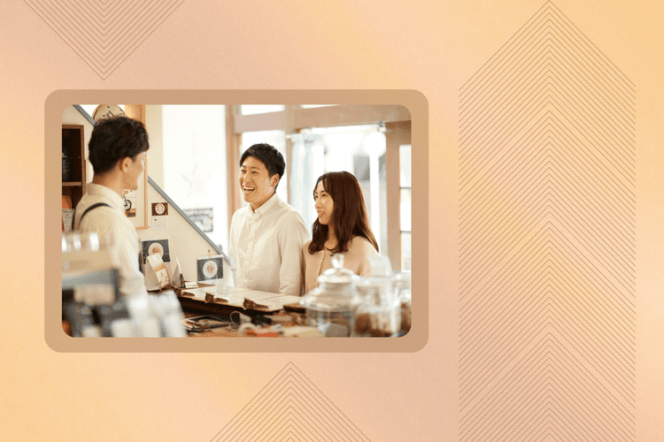 Customer service vs customer support: The differences every business should know